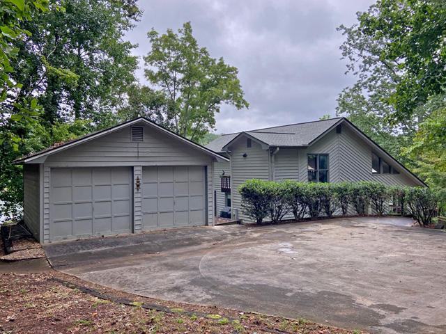 Homes for sale Lake Lanier