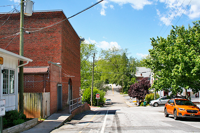 Commercial space Dahlonega GA